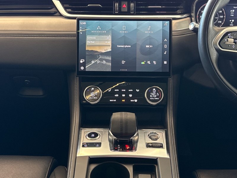 Used Jaguar F-Pace 2021 for sale - 76982130: Photo 14