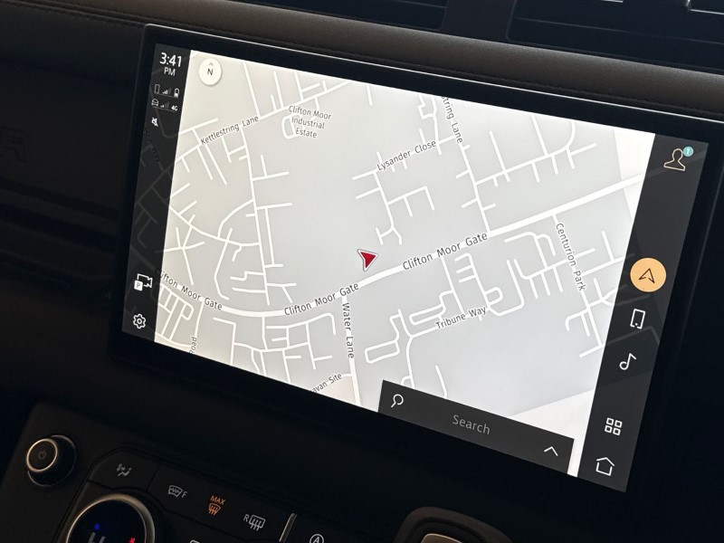 Used Land Rover Defender 2025 for sale - 77732712: Photo 11