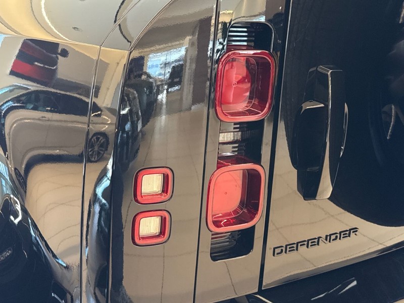 Used Land Rover Defender 2025 for sale - 77732712: Photo 19