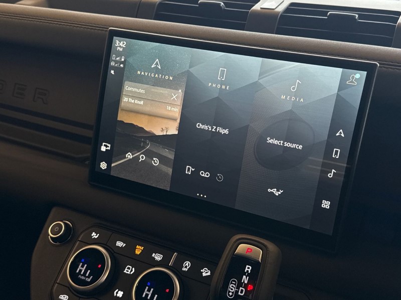 Used Land Rover Defender 2025 for sale - 77732712: Photo 30