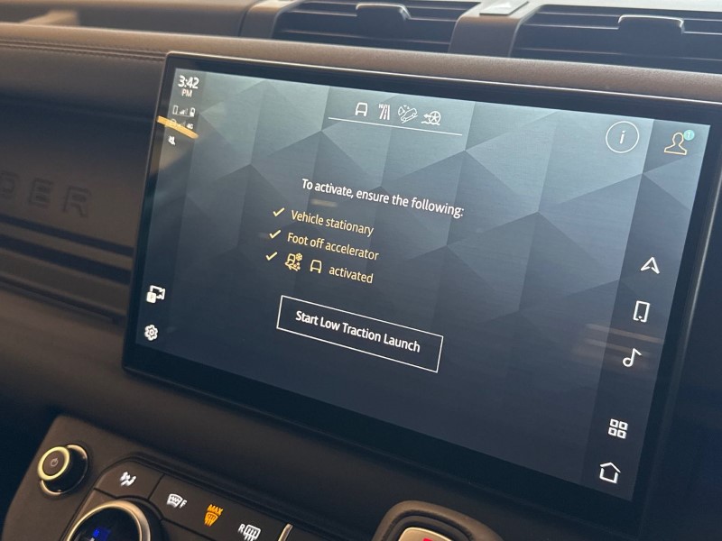 Used Land Rover Defender 2025 for sale - 77732712: Photo 33