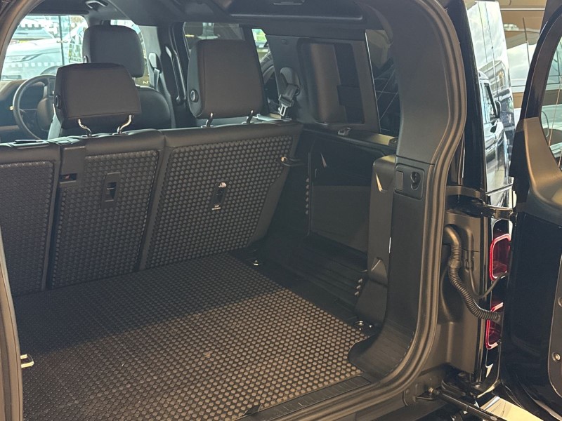 Used Land Rover Defender 2025 for sale - 77732712: Photo 38
