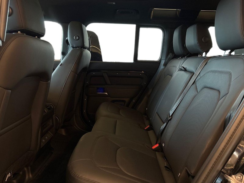 Used Land Rover Defender 2025 for sale - 77732712: Photo 4