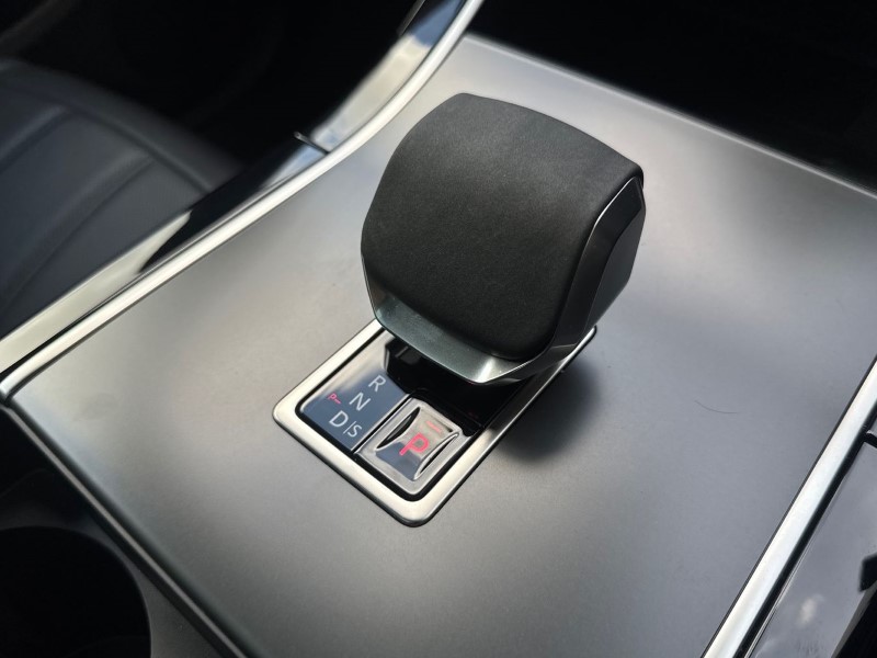 Used Land Rover Range Rover Evoque 2025 for sale - 76981363: Photo 13