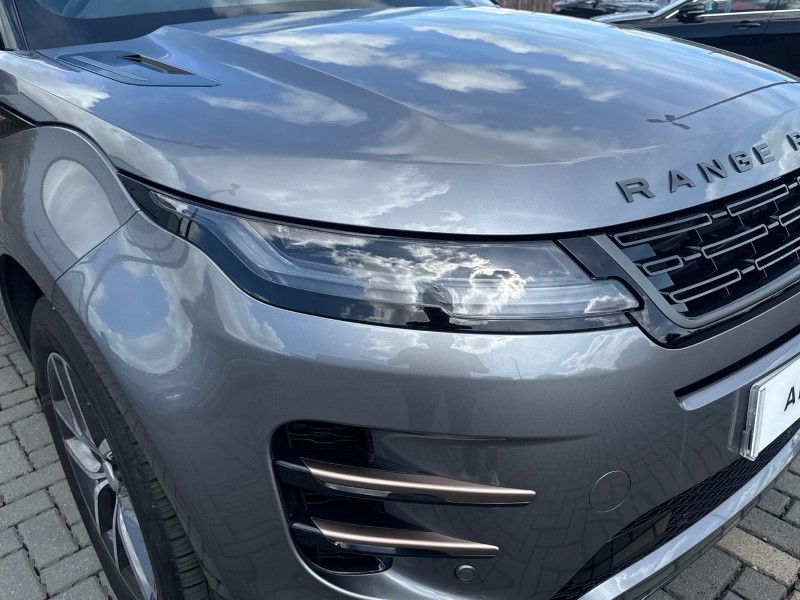 Used Land Rover Range Rover Evoque 2025 for sale - 76981363: Photo 17