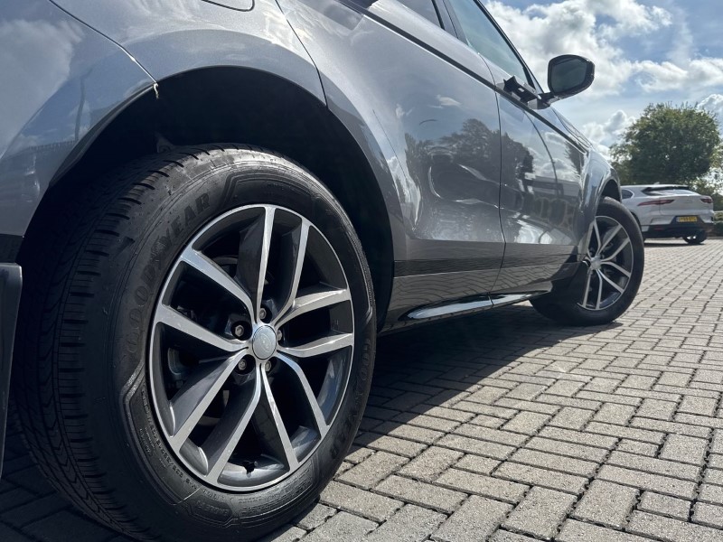 Used Land Rover Range Rover Evoque 2025 for sale - 76981363: Photo 45