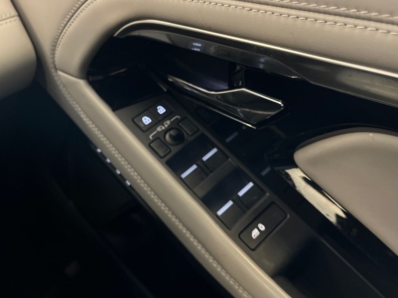 Used Land Rover Range Rover Evoque 2023 for sale - 76981941: Photo 22