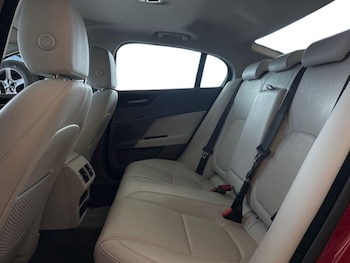 Used Jaguar XE 2017 for sale - 79287219: Photo