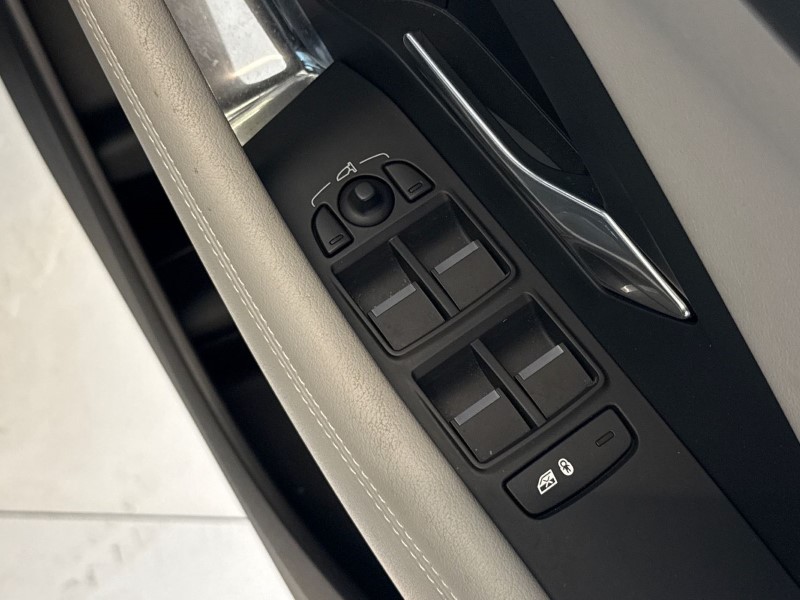 Used Jaguar E-Pace 2023 for sale - 77803960: Photo 23