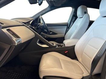 Used Jaguar E-Pace 2023 for sale - 77803960: Photo