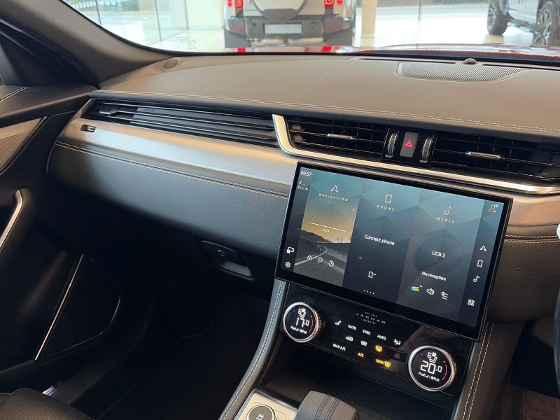 Used Jaguar F-Pace 2021 for sale - 77592372: Photo 37