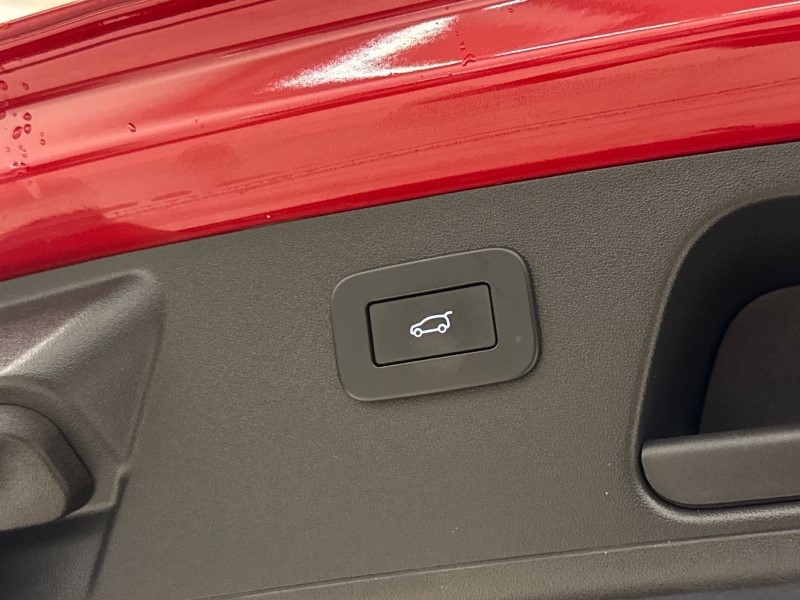 Used Jaguar E-Pace 2022 for sale - 76981971: Photo 40