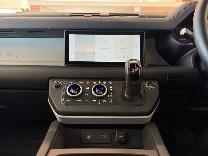 Used Land Rover Defender 2024 for sale - 77877738: Photo 14