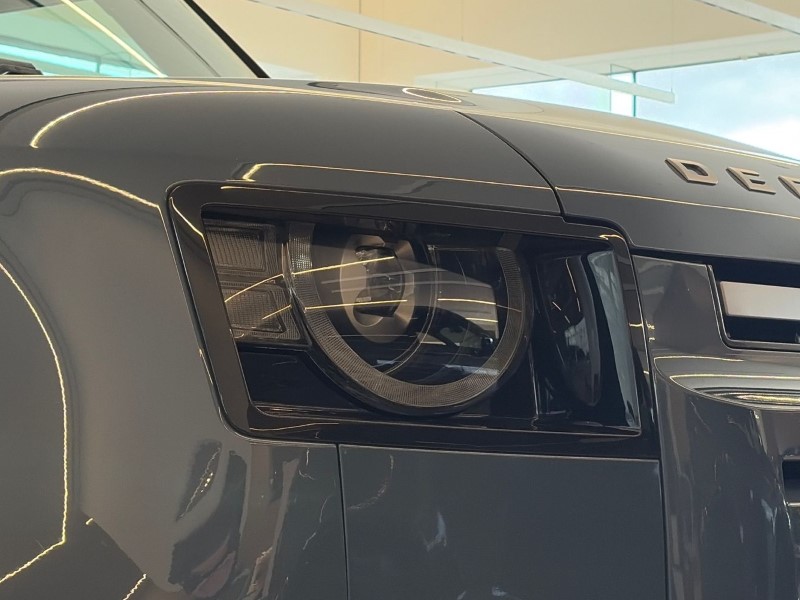 Used Land Rover Defender 2024 for sale - 77877738: Photo 17