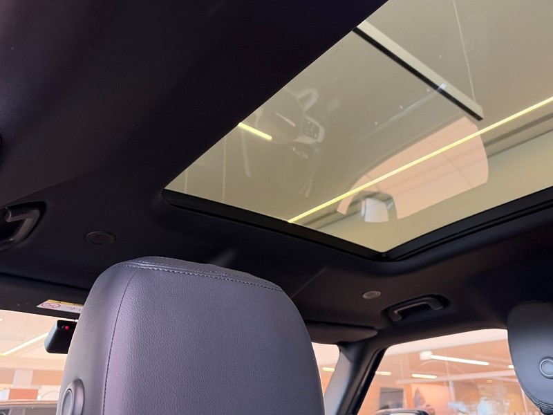 Used Land Rover Defender 2024 for sale - 77877738: Photo 21