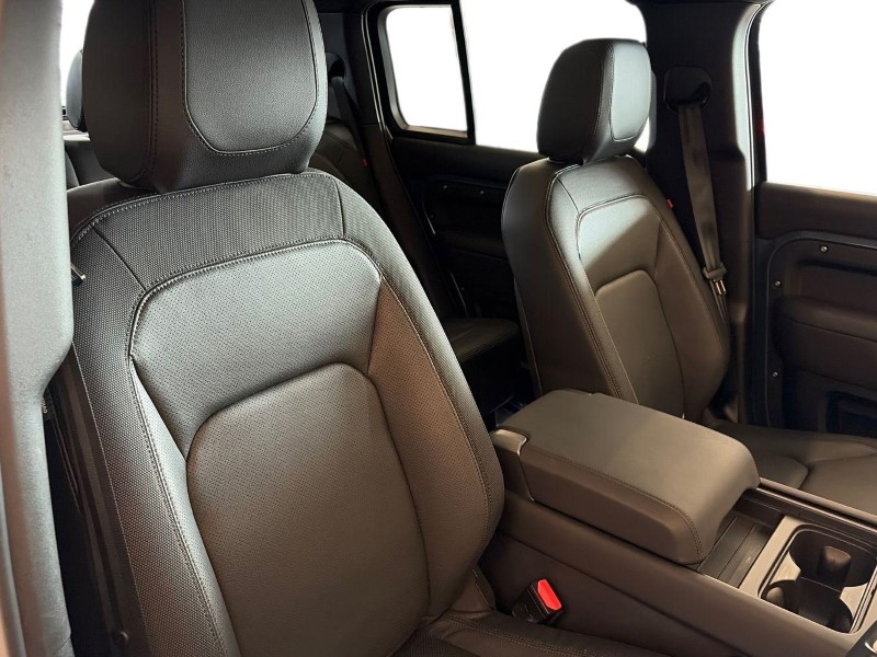 Used Land Rover Defender 2024 for sale - 77877738: Photo 26