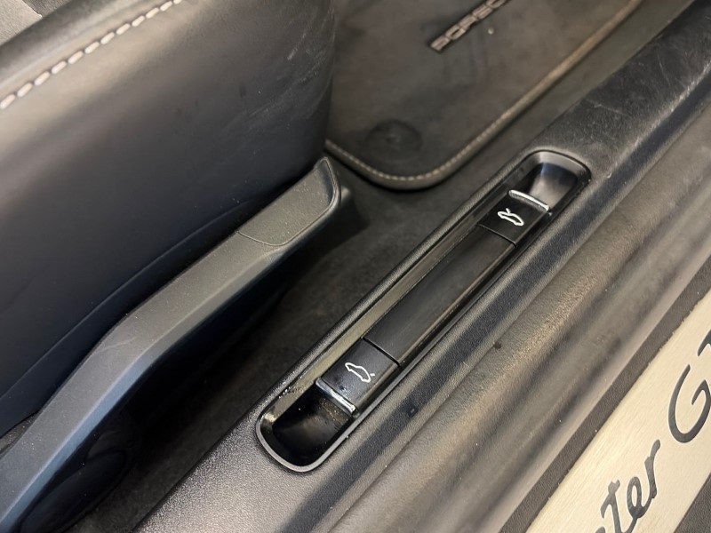 Used Porsche Boxster 2019 for sale - 76981340: Photo 43