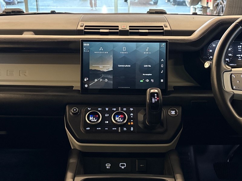 Used Land Rover Defender 2024 for sale - 77545427: Photo 14