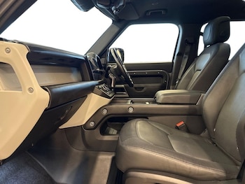 Used Land Rover Defender 2024 for sale - 77545427: Photo