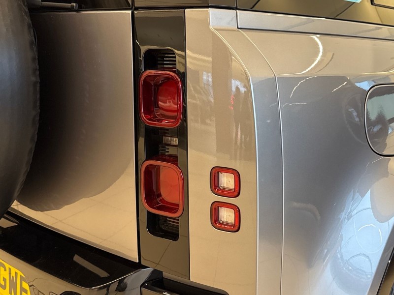 Used Land Rover Defender 2024 for sale - 77545427: Photo 46