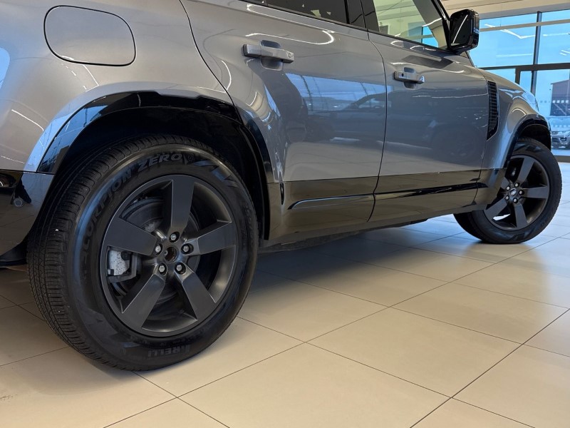 Used Land Rover Defender 2024 for sale - 77545427: Photo 47