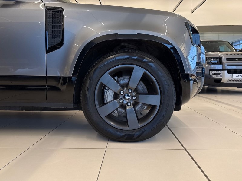 Used Land Rover Defender 2024 for sale - 77545427: Photo 8