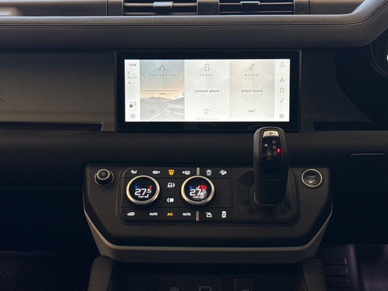 Used Land Rover Defender 2022 for sale - 77210364: Photo 14