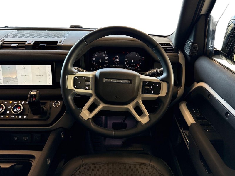 Used Land Rover Defender 2022 for sale - 77210364: Photo 15