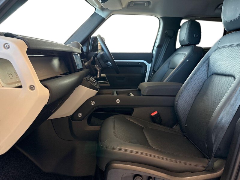 Used Land Rover Defender 2022 for sale - 77210364: Photo 3