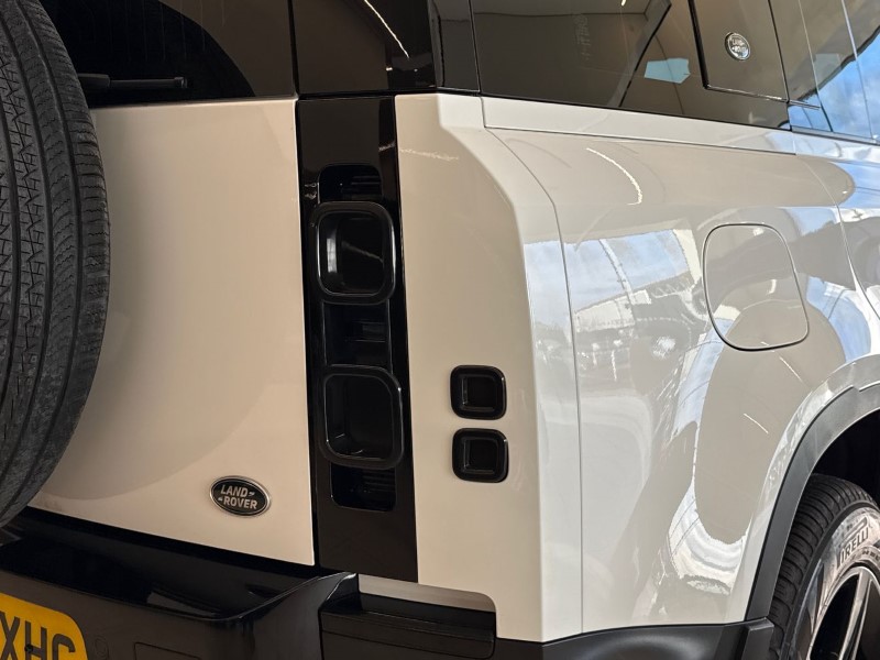 Used Land Rover Defender 2022 for sale - 77210364: Photo 44