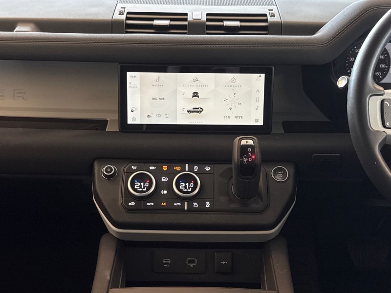 Used Land Rover Defender 2023 for sale - 78025613: Photo 14