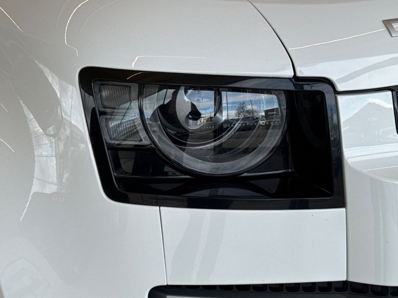 Used Land Rover Defender 2023 for sale - 78025613: Photo 17