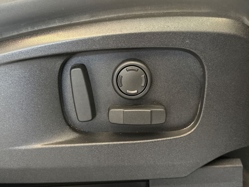 Used Land Rover Defender 2023 for sale - 78025613: Photo 24