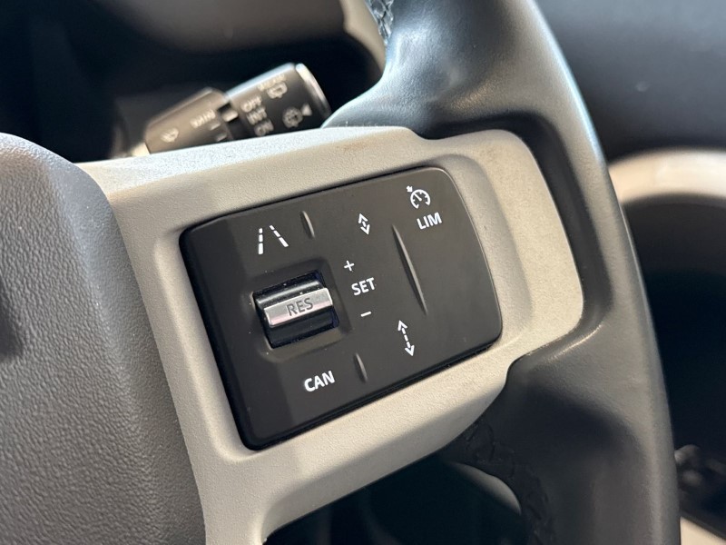 Used Land Rover Defender 2023 for sale - 78025613: Photo 29