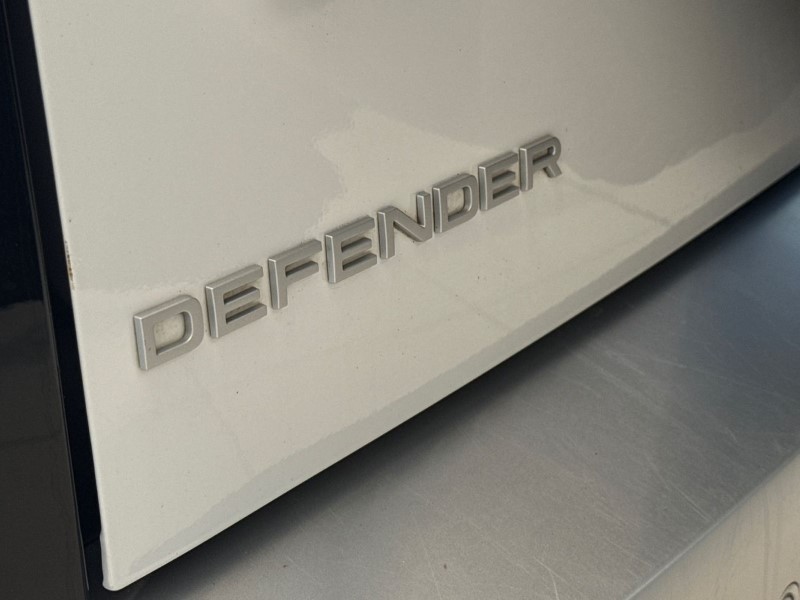 Used Land Rover Defender 2023 for sale - 78025613: Photo 43