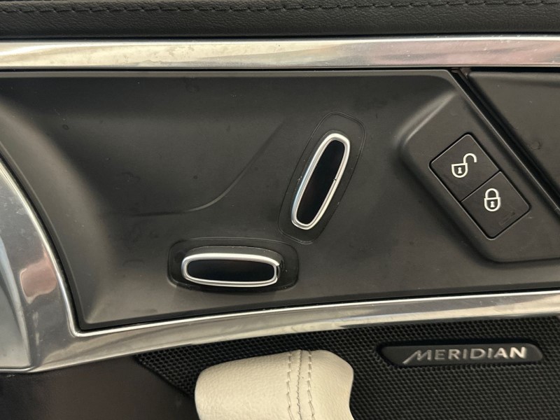 Used Jaguar F-Type 2019 for sale - 77225271: Photo 23