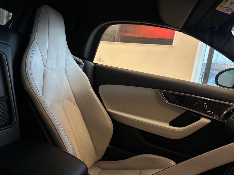 Used Jaguar F-Type 2019 for sale - 77225271: Photo 36