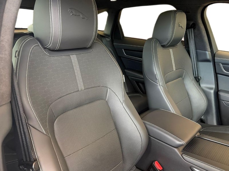 Used Jaguar F-Pace 2024 for sale - 78067153: Photo 26