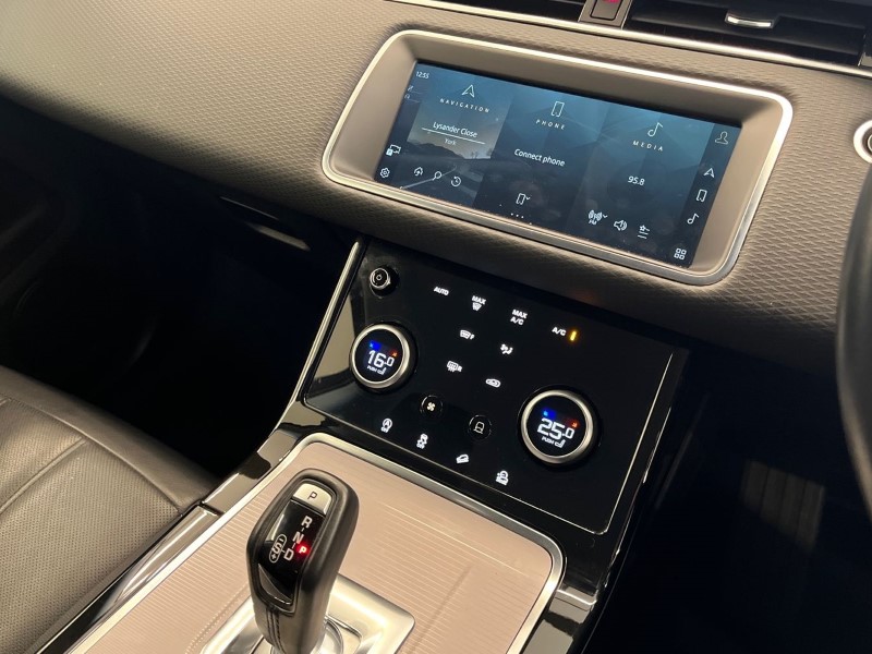 Used Land Rover Range Rover Evoque 2021 for sale - 76982428: Photo 32