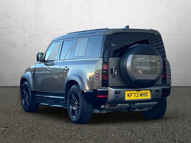 Used Land Rover Defender 2023 for sale - 77079263: Photo 2