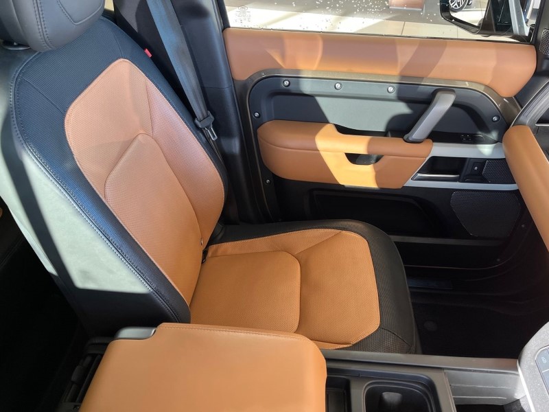 Used Land Rover Defender 2023 for sale - 77079263: Photo 25