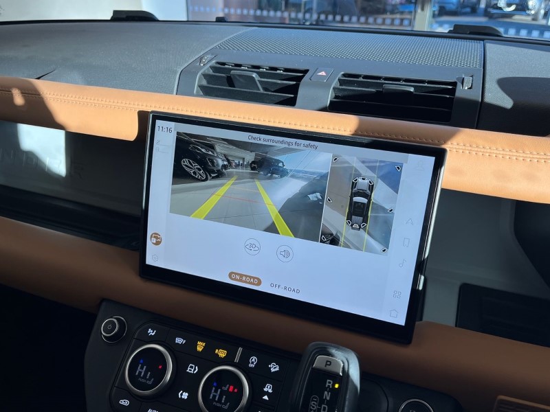 Used Land Rover Defender 2023 for sale - 77079263: Photo 32