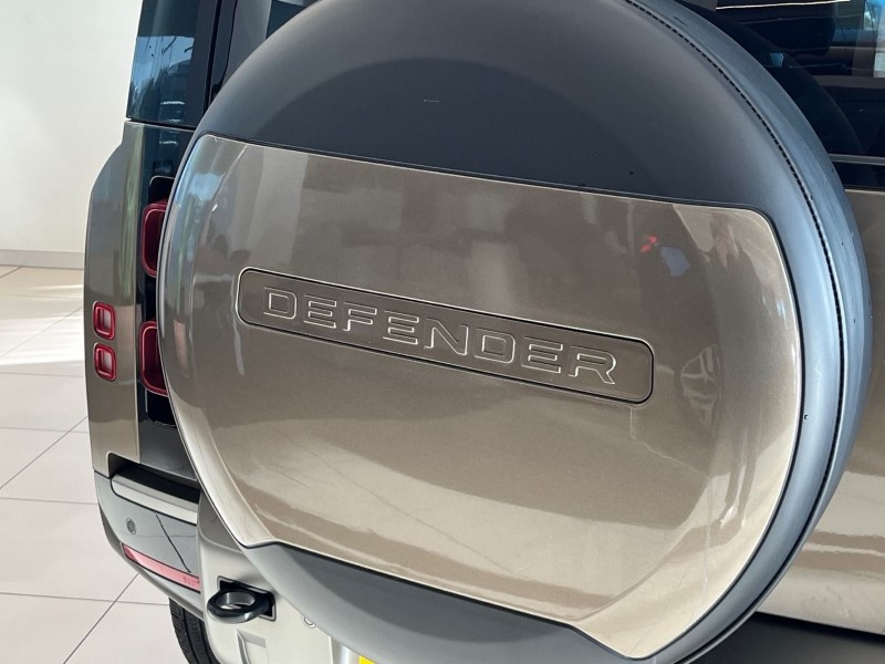 Used Land Rover Defender 2023 for sale - 77079263: Photo 44