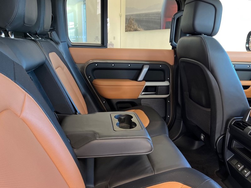 Used Land Rover Defender 2023 for sale - 77079263: Photo 53