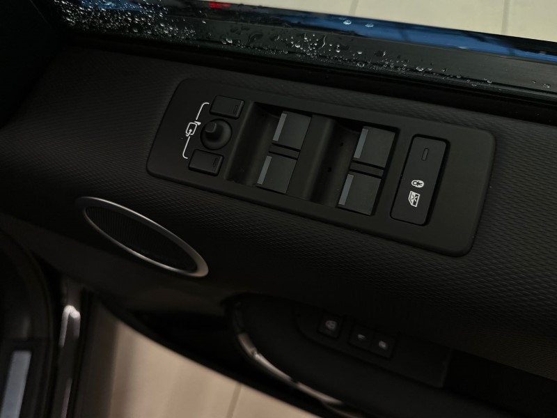 Used Land Rover Discovery 2024 for sale - 77296728: Photo 23