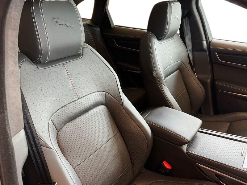 Used Jaguar F-Pace 2024 for sale - 78067122: Photo 26