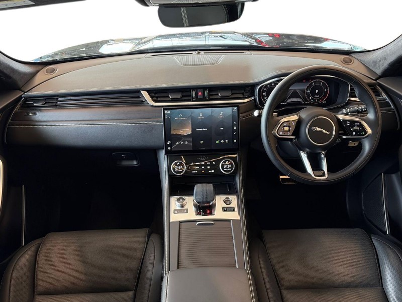 Used Jaguar F-Pace 2024 for sale - 78067122: Photo 9