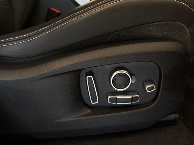 Used Jaguar F-Pace 2022 for sale - 77803962: Photo 24