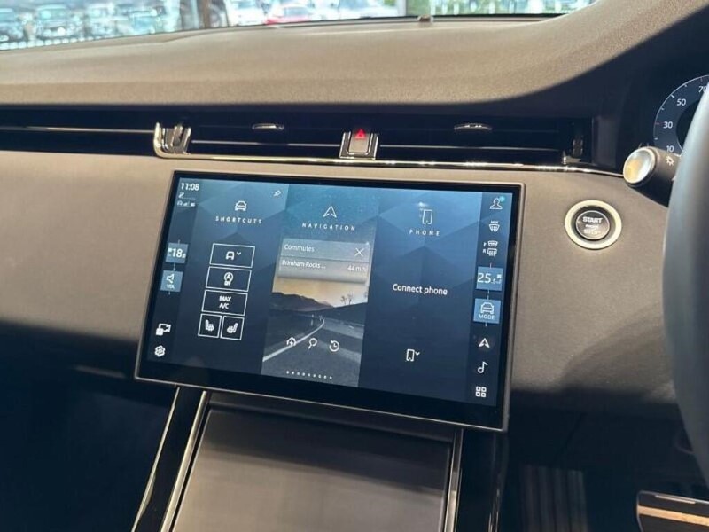 Used Land Rover Range Rover Evoque 2024 for sale - 76982436: Photo 21