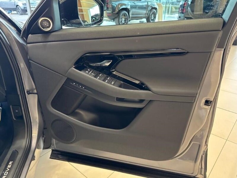 Used Land Rover Range Rover Evoque 2024 for sale - 76982436: Photo 23